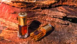 perfumes containing sandalwood