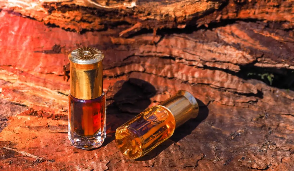 perfumes containing sandalwood